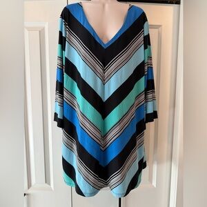Sunny Leigh blue green tunic blouse top 2x